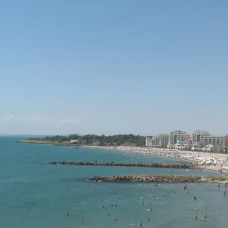 Helios Beach Διαμέρισμα