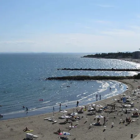 Helios Beach Διαμέρισμα